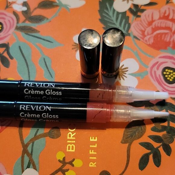 "TWO"-Revlon Creme Gloss Lip Gloss #015 & #075 - Picture 4 of 4